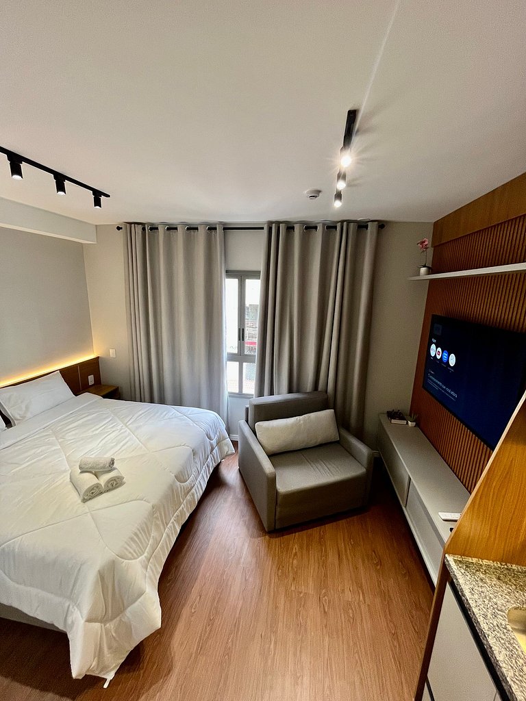 Studio Highlights 73