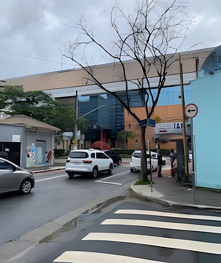 Apartamento de 1 Dormitório em Moema | Ibirapuera