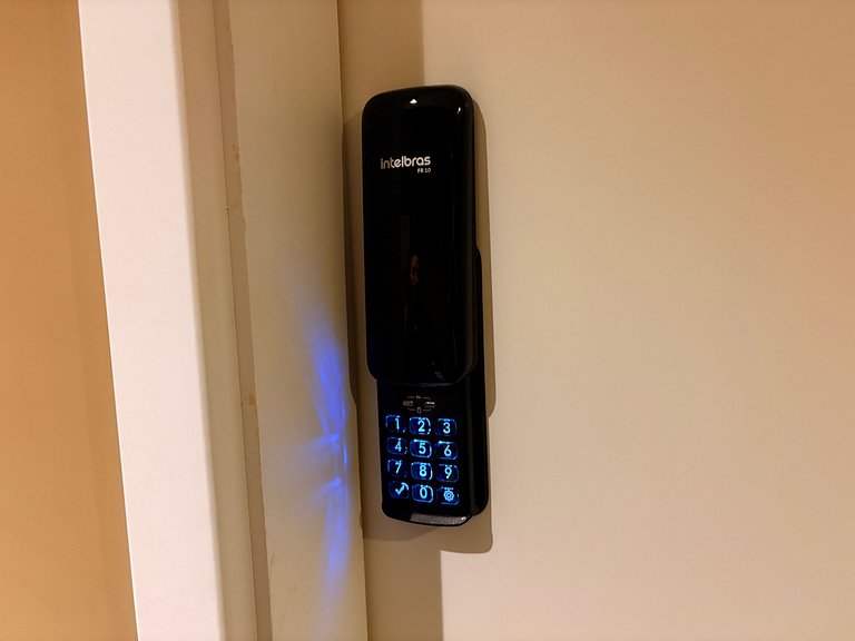 Apê de 1 dormitório | Piscina e Academia- B1005