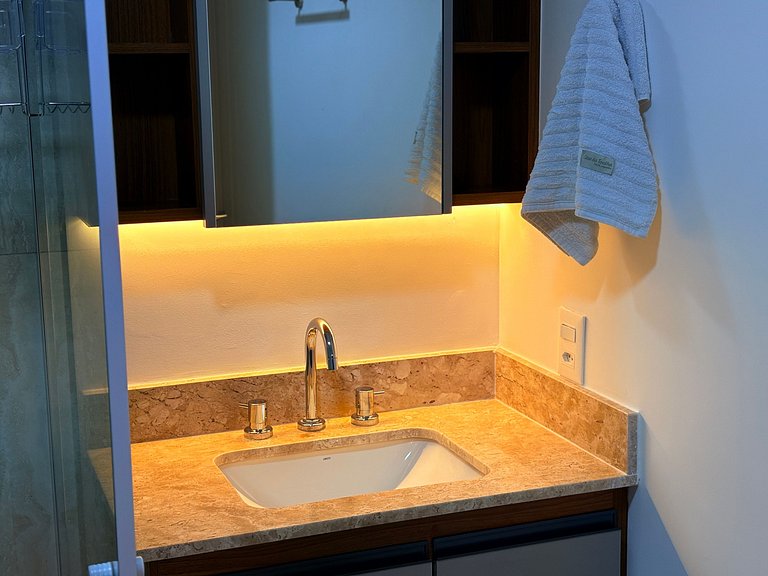 Apê de 1 dormitório | Piscina e Academia- B310