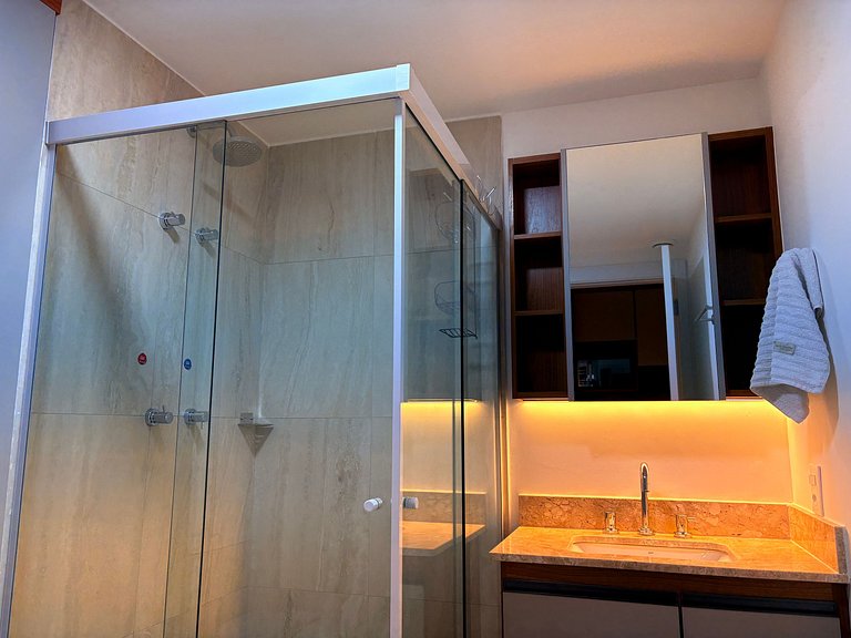 Apê de 1 dormitório | Piscina e Academia- B1005