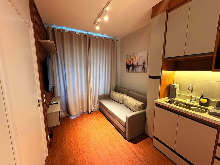 Apê de 1 dormitório | Piscina e Academia- B1005