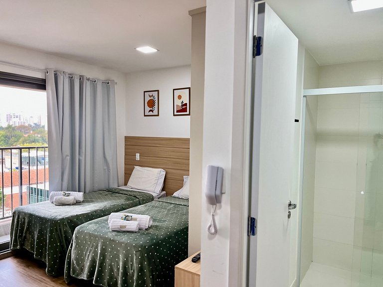 Studio no Campo Belo - 2 camas solteiro | Quad710