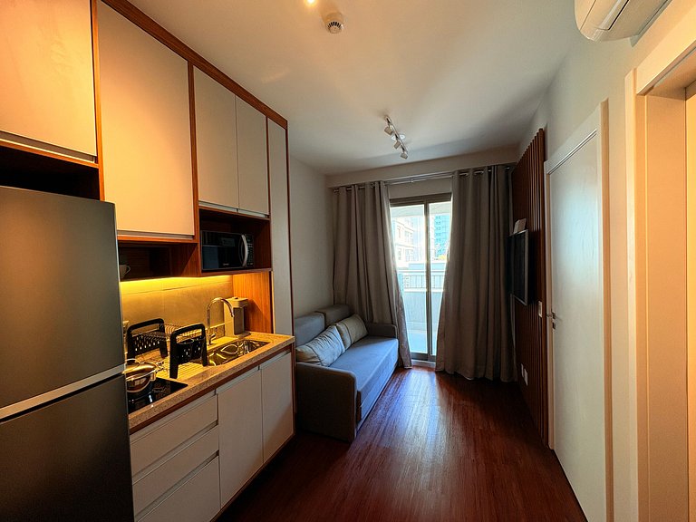 Apê de 1 dormitório | Piscina e Academia- B310