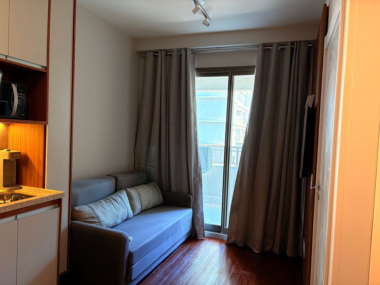 Apê de 1 dormitório | Piscina e Academia- B310