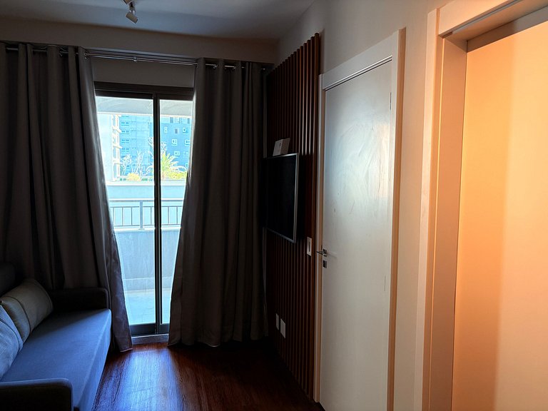 Apê de 1 dormitório | Piscina e Academia- B310