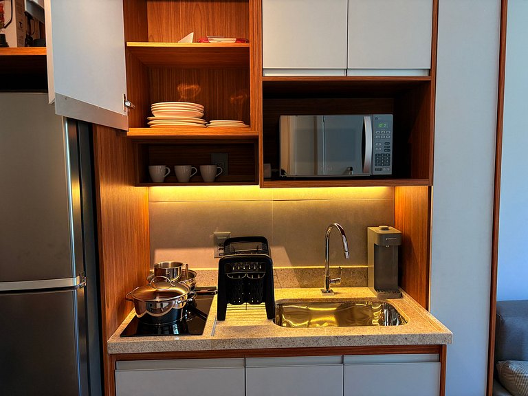 Apê de 1 dormitório | Piscina e Academia- B310