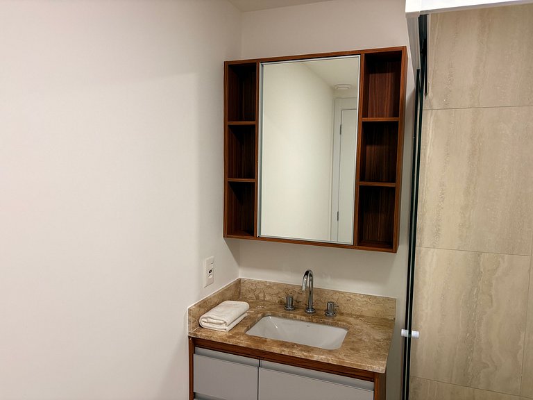 Apê de 1 dormitório | Piscina e Academia- B310