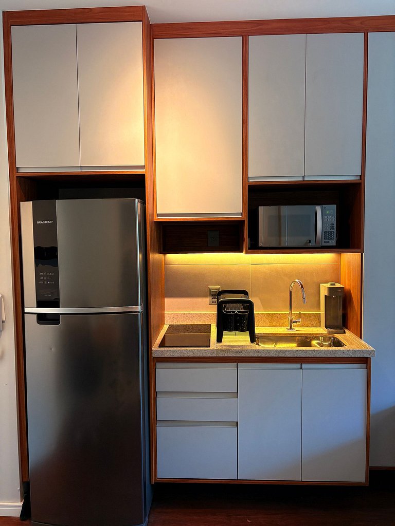 Apê de 1 dormitório | Piscina e Academia- B310