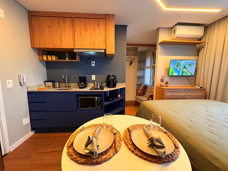 Studio Colorido 1105 A | Go Balkon Campo Belo