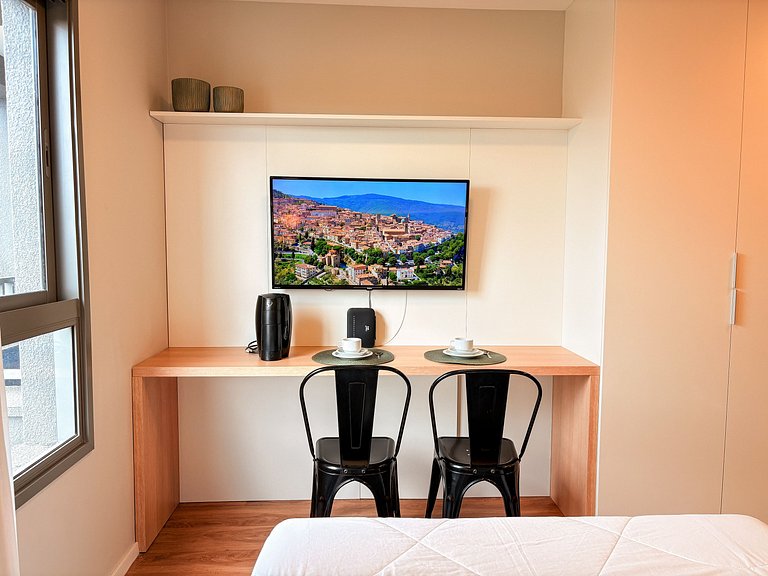 Studio com Piscina no Rooftop | GB1301B