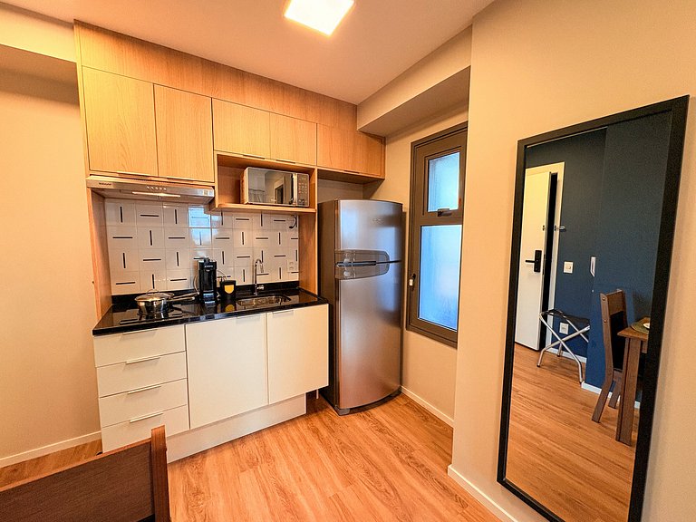 Studio com Piscina no Rooftop | GB1301B