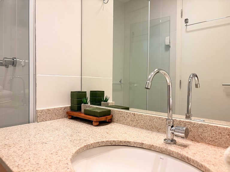 Studio com Piscina no Rooftop | GB1301B