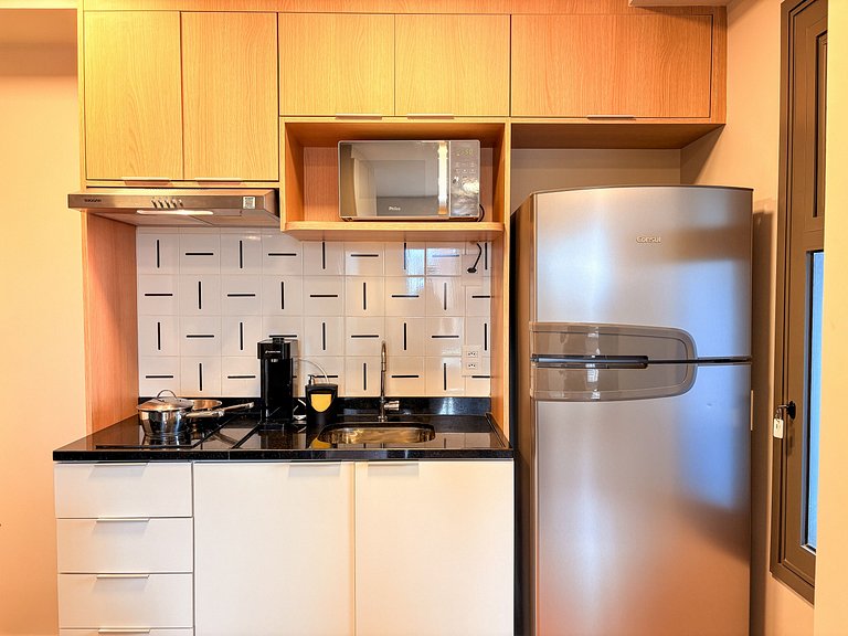 Studio com Piscina no Rooftop | GB1301B