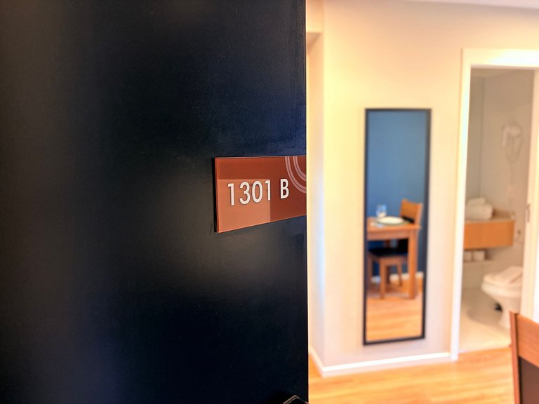 Studio com Piscina no Rooftop | GB1301B