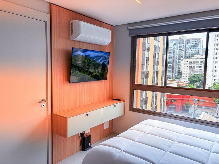 Studio Moderno no Campo Belo | GB602B